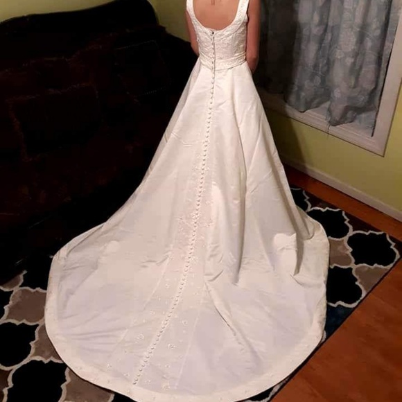 Dresses & Skirts - Beaded Empire Waist Wedding Dress With Long Train